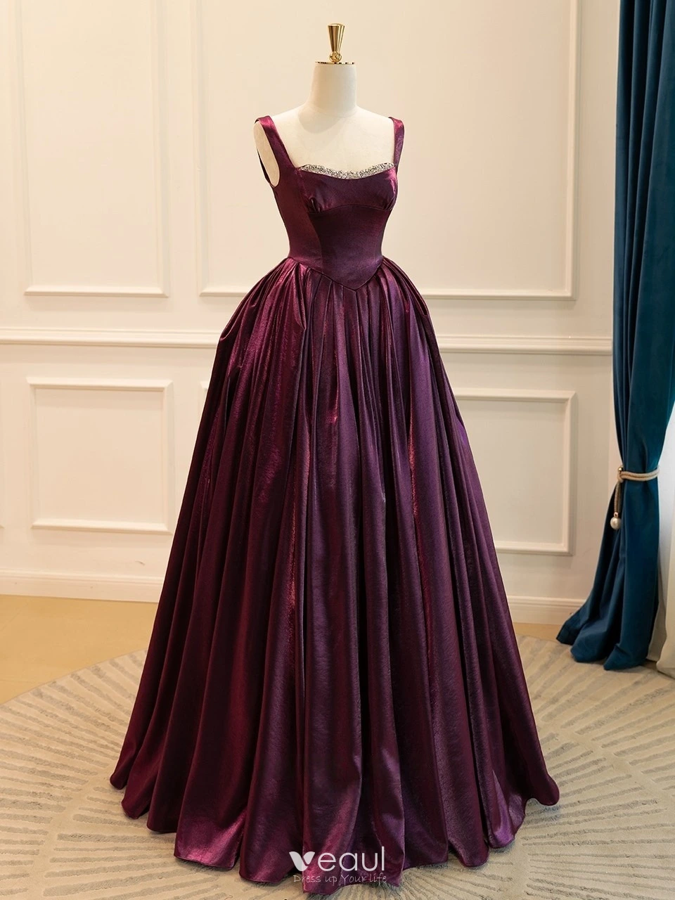 Modest / Simple Dancing Purple Prom Dresses 2025 A-Line / Princess Crossed  Straps Satin Ruffle Formal Dresses Floor-Length / Long Sleeveless