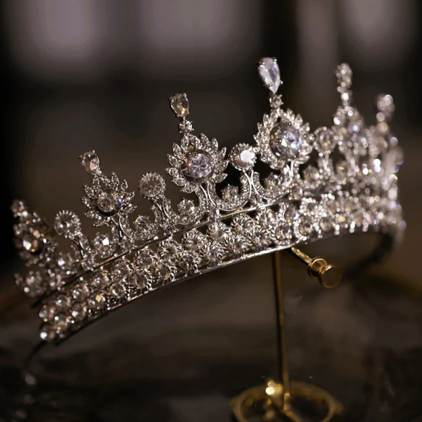 Baroque Silver Rhinestone Alloy Tiara 2022 Wedding Bridal Hair Accessories