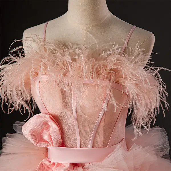 Charmant Pink Fallende Rüsche Durchbohrt Ballkleider 2022 Ballkleid Spaghettiträger Quaste Ärmellos Rückenfreies Schleife Stoffgürtel Hof-Schleppe Ball Festliche Kleider