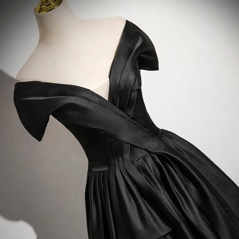 Audrey Hepburn Style Black Satin Prom Dresses 2025 A Line Princess V Neck  Short Sleeve Backless Floor Length Long Prom Formal Dresses