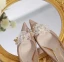 Charming Champagne Beading Lace Flower Pearl Sequins Leather Wedding Shoes 2023 8 cm Stiletto Heels Pointed Toe Wedding Pumps High Heels
