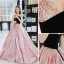 Charmant Noire Faux Diamant Paillettes Robe De Bal 2022 Robe Boule Bustier Sans Manches Dos Nu Fendue devant Train De Balayage Robe De Ceremonie