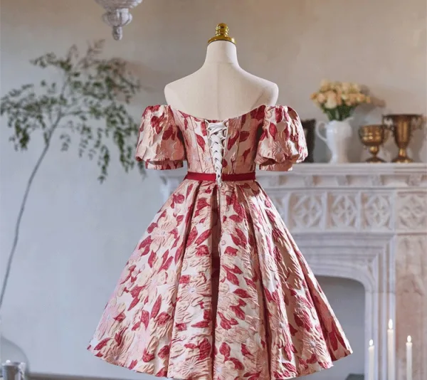 Chic / Beautiful Printing Short Burgundy Homecoming Graduation Dresses 2024 Ball Gown Off-The-Shoulder Backless Bow Sash Short Sleeve Formal Dresses