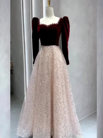 Élégant Bordeaux Perlage Paillettes Velours Robe De Bal 2024 Princesse Encolure Carrée Manches Longues Dos Nu Noeud Longue Promo Robe De Ceremonie