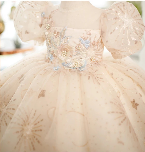 Chic / Beautiful Champagne Beading Pearl Lace Flower Sequins Birthday Short Flower Girl Dresses 2023 Ball Gown Scoop Neck Puffy Short Sleeve Tulle