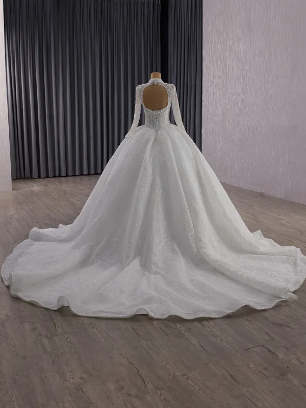 Luxury / Gorgeous White Beading Pearl Sequins Lace Flower Wedding Dresses 2025 Ball Gown High Neck Long Sleeve Backless Court Train