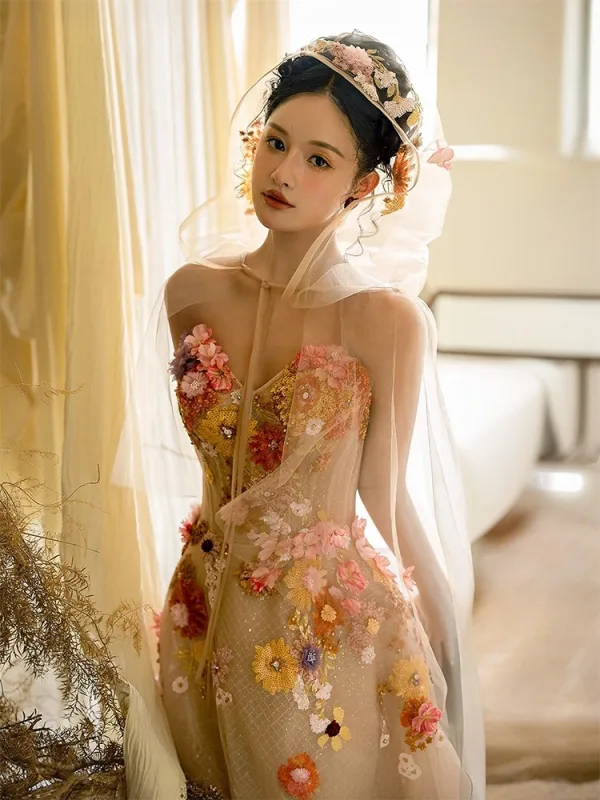 Blumenfee Champagner Perlenstickerei Pailletten Spitze Blumen Festliche Kleider 2025 Mit Umhang A Linie Bandeau Ärmellos Rückenfreies Lange Ballkleider