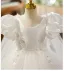 Ätherisch Weiß Perle Applikationen Sweep / Pinsel Zug Blumenmädchenkleider 2026 Ballkleid Rundhalsausschnitt Kurze Ärmel