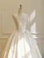 Luxe Ivoire Fait main Faux Diamant Satin Robe De Mariée 2026 Robe Boule Bustier Sans Manches Dos Nu Longue