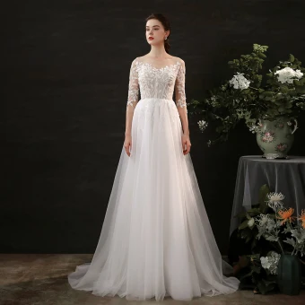 Élégant Feuille En Dentelle Ivoire La Mariée Robe De Mariée 2021 Princesse Encolure Dégagée 3 4 Manches Tribunal Train Tulle