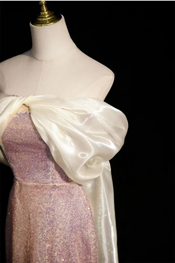 Glitzernden Rosa Pailletten Abendkleider 2024 Meerjungfrau Off Shoulder Schleife Ärmellos Rückenfreies Sweep / Pinsel Zug Abend Festliche Kleider