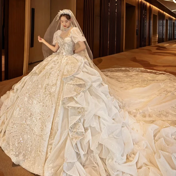 Luxury / Gorgeous Charming Ivory Beading Pearl Rhinestone Star Sequins Wedding Dresses 2022 Ball Gown High Neck Cascading Ruffles Short Sleeve Royal Train