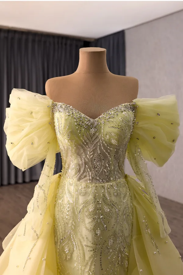 High End Gelb Fallende Rüsche Handgefertigt Perlenstickerei Perle Pailletten Ballkleider 2026 Meerjungfrau Off Shoulder Lange Ärmel Rückenfreies Sweep / Pinsel Zug Festliche Kleider