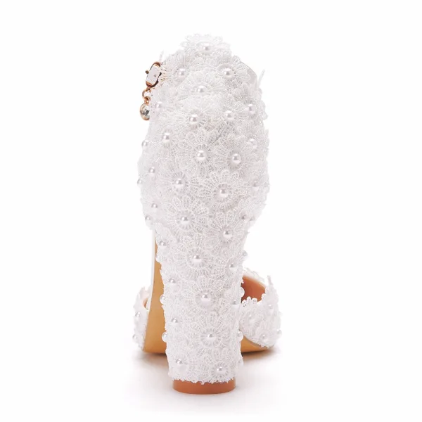 Élégant Blanche Perle En Dentelle Fleur Chaussure De Mariée 2022 Bride Cheville 10 cm Talons Épais À Bout Pointu Mariage Talons Hauts