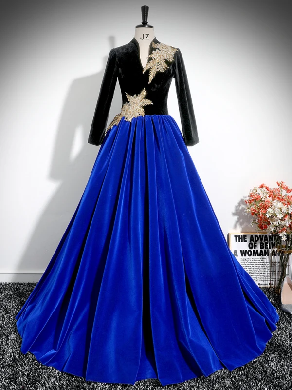 Vintage / Retro Royal Blue Beading Lace Flower Velvet Prom Dresses 2024 Ball Gown V-Neck Long Sleeve Backless Floor-Length / Long Prom Formal Dresses