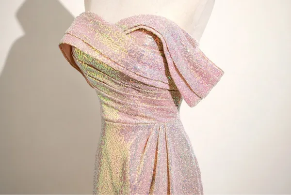 Glitzernden Sexy Rosa Pailletten Ballkleider 2025 Meerjungfrau Off Shoulder Kurze Ärmel Rückenfreies Sweep / Pinsel Zug Festliche Kleider