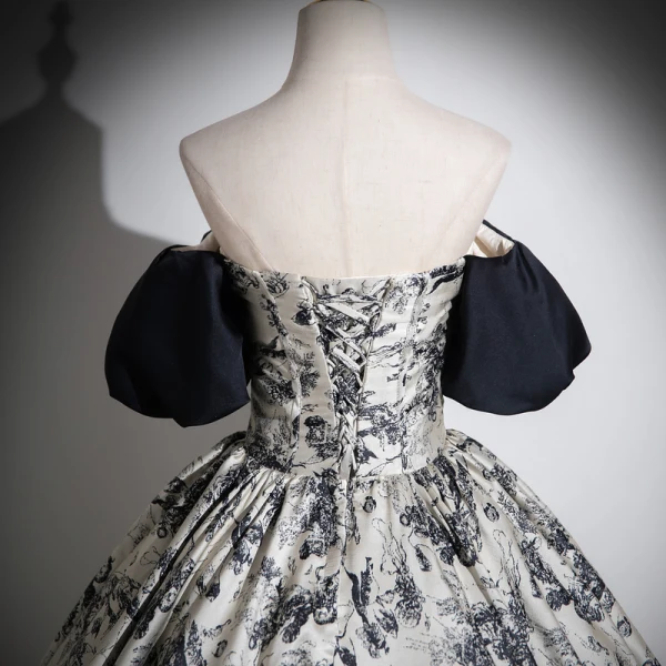 Elegante Schwarz Drucken Ballkleider 2024 Ballkleid Off Shoulder Kurze Ärmel Rückenfreies Lange Ball Festliche Kleider