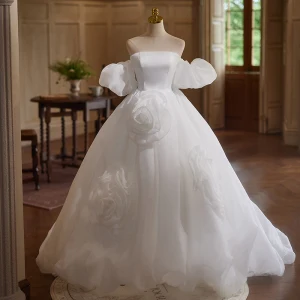 Vintage Retro White Appliques Prom Dresses 2024 Ball Gown Off The Shoulder Puffy Short Sleeve Backless Floor Length Long Prom Formal Dresses