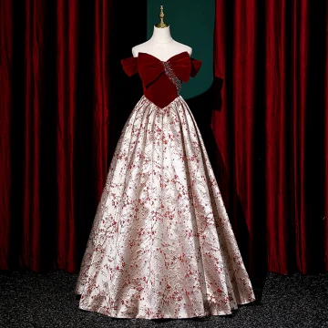 Mode Burgundy Rhinestone Utskrift Aftonklänningar 2023 Prinsessa Av Axeln Korta Ärm Halterneck Rosett Långa Afton Formella Klänningar