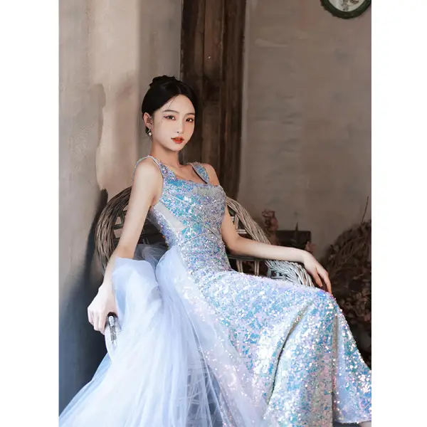 Scintillantes Bleu Ciel Multi-Couleurs Paillettes Robe De Soirée 2022 Trompette / Sirène Encolure Carrée Sans Manches Dos Nu Train De Balayage Soirée Robe De Ceremonie