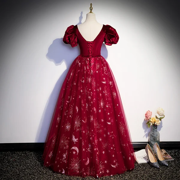 Chic / Beautiful Burgundy Sequins Prom Dresses 2023 A-Line / Princess Square Neckline Puffy Short Sleeve Backless Floor-Length / Long Prom Formal Dresses