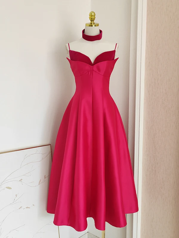 Audrey Hepburn Style Black Homecoming Short Velvet Graduation Dresses 2024 A-Line / Princess Spaghetti Straps Sleeveless Backless