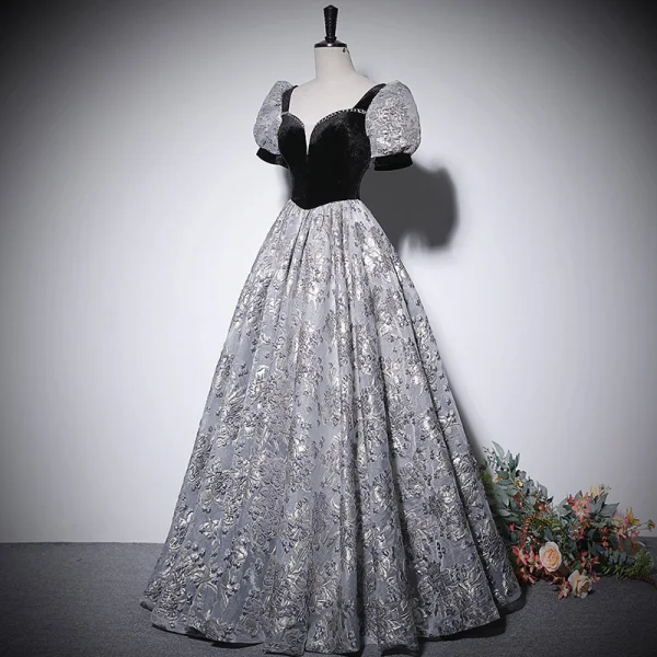Élégant Noire Impression Robe De Bal 2022 Princesse Encolure Carrée Manches Courtes Dos Nu Longue Promo Robe De Ceremonie