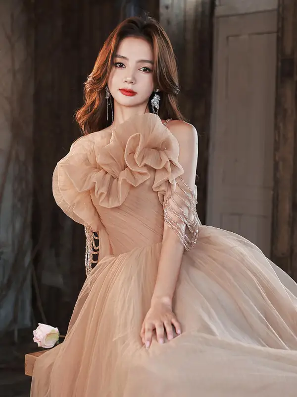 Charmant Rougissant Rose Robe De Soirée 2022 Princesse Bretelles Spaghetti Volants Sans Manches Dos Nu Perlage Longue Soirée Robe De Ceremonie