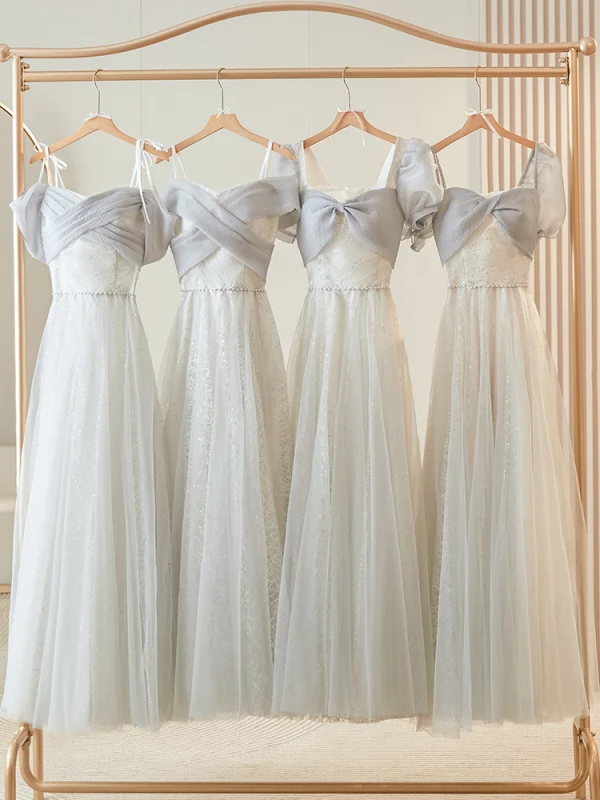 Modest / Simple Grey Short Sleeve Backless Bridesmaid Dresses 2024 A-Line / Princess Floor-Length / Long Tulle