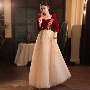 Élégant Bordeaux Faux Diamant En Dentelle Fleur Robe De Bal 2023 Princesse Encolure Carrée Manches Longues Dos Nu Longue Promo Robe De Ceremonie
