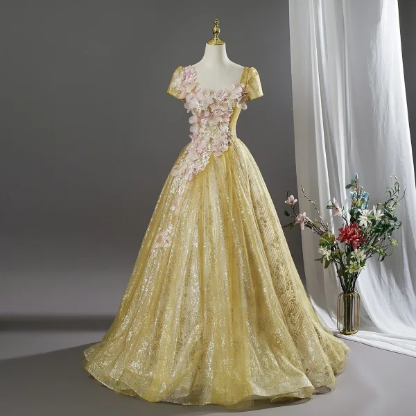 Bling Bling Doré En Dentelle Fleur Appliques Paillettes Robe De Bal 2026 Robe Boule Encolure Carrée Manches Courtes Dos Nu