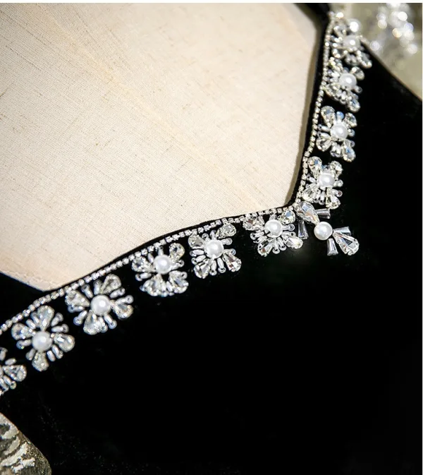 Chic Noire Faux Diamant Noeud Robe De Bal 2025 Robe Boule Encolure Carrée Gonflée Manches Courtes Dos Nu Longue Promo Robe De Ceremonie