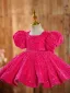 Schön Fuchsie Kurze Pailletten Geburtstag Blumenmädchenkleider 2024 Ballkleid Eckiger Ausschnitt Geschwollenes Kurze Ärmel Rückenfreies Schleife Stoffgürtel