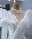 Haut de Gamme Bling Bling Blanche Fait main Perlage Perle Paillettes Robe De Mariée 2024 Trompette / Sirène Col Haut Manches Longues Train De Balayage Mariage