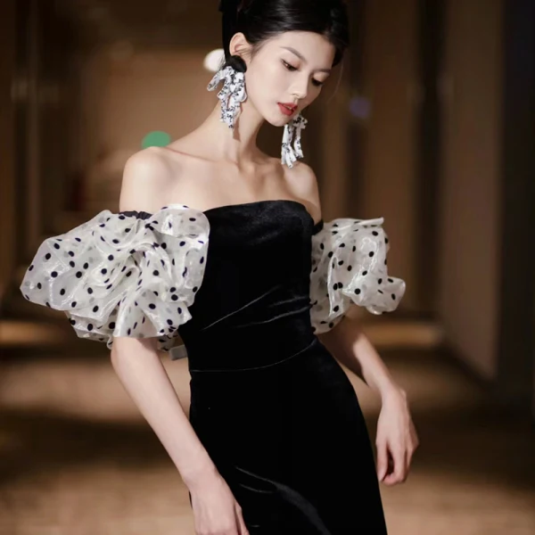Sexy Black Velvet Spotted Evening Dresses 2024 Trumpet / Mermaid Off-The-Shoulder Short Sleeve Backless Floor-Length / Long Formal Dresses