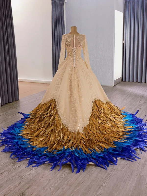 Luxus / Herrlich High End Gold Handgefertigt Perlenstickerei Perle Pailletten Multifarben Feder Ballkleider 2025 Ballkleid Rundhalsausschnitt Lange Ärmel Kapelle-Schleppe Ball