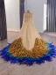 Luxus / Herrlich High End Gold Handgefertigt Perlenstickerei Perle Pailletten Multifarben Feder Ballkleider 2025 Ballkleid Rundhalsausschnitt Lange Ärmel Kapelle-Schleppe Ball