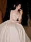 Vintage Ivoor Satijn Trouwjurken 2025 Baljurk Strapless Mouwloos Ruglooze Sweep Trein