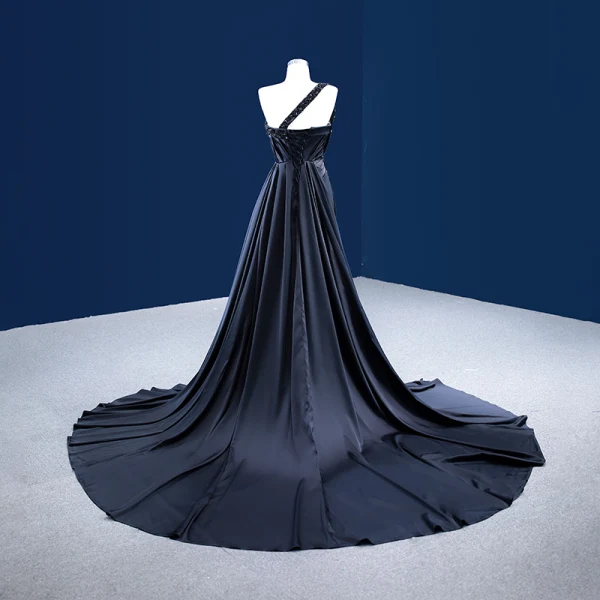 Haut de Gamme Charmant Noire Fait main Perlage Paillettes Robe De Soirée 2022 Trompette / Sirène Une épaule Sans Manches Dos Nu Chapel Train Soirée Robe De Ceremonie