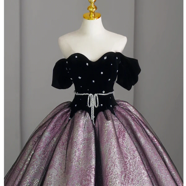 Vintage / Retro Black Rhinestone Sash Satin Prom Dresses 2023 Ball Gown Off-The-Shoulder Short Sleeve Backless Floor-Length / Long Formal Dresses