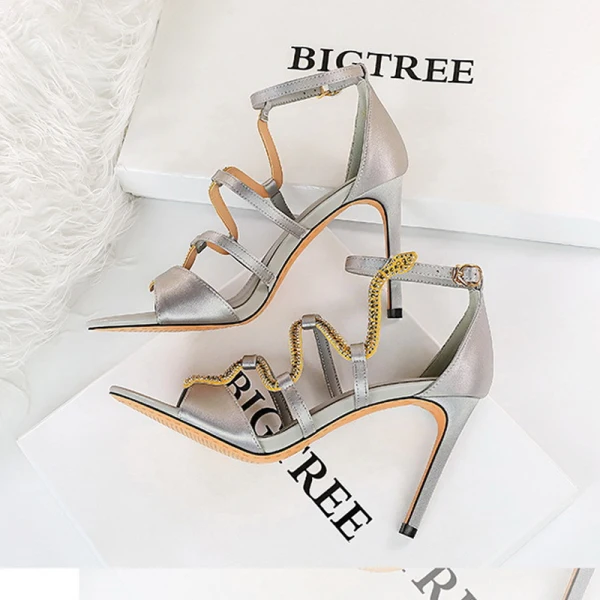 Sexy Silver Evening Party Rhinestone Womens Sandals 2022 9 cm Stiletto Heels Open / Peep Toe Sandals High Heels