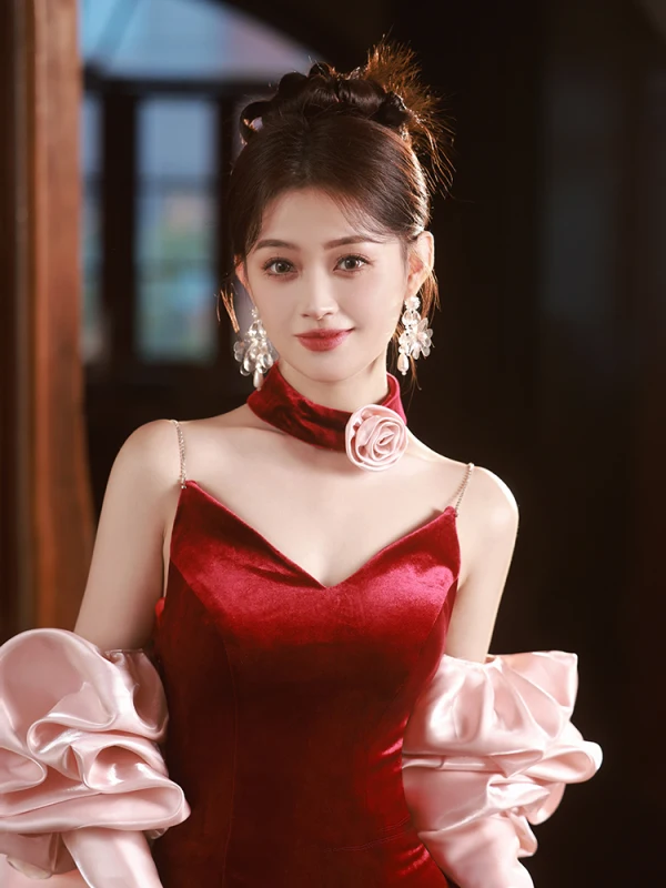 Charming Burgundy Velvet Prom Dresses 2024 Trumpet / Mermaid Spaghetti Straps Short Sleeve Backless Bow Floor-Length / Long Prom Formal Dresses