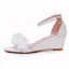 Schöne Weiß Applikationen Brautschuhe 2024 Knöchelriemen 6 cm Keilabsatz Peeptoes Hochzeit Sandaletten Hochhackige