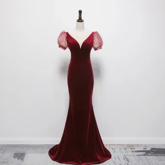 Elegant Burgunder Beading Fløyel Selskapskjoler 2023 Trompet Havfrue Scoop Halsen Glidlås På Siden Puffy Korte Ermer Ryggløse Lange Ball Formelle Kjoler