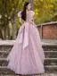 Chic / Belle Couleur Unie Rougissant Rose Plissée Paillettes Robe De Bal 2023 Princesse V-Cou Gonflée Manches Courtes Dos Nu Noeud Longue Promo Robe De Ceremonie