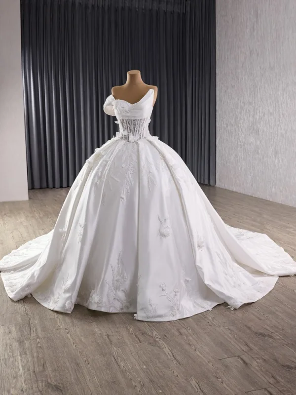 High End Weiß Handgefertigt Perlenstickerei Pailletten Applikationen Brautkleider / Hochzeitskleider 2025 Ballkleid One-Shoulder Ärmellos Rückenfreies Hof-Schleppe