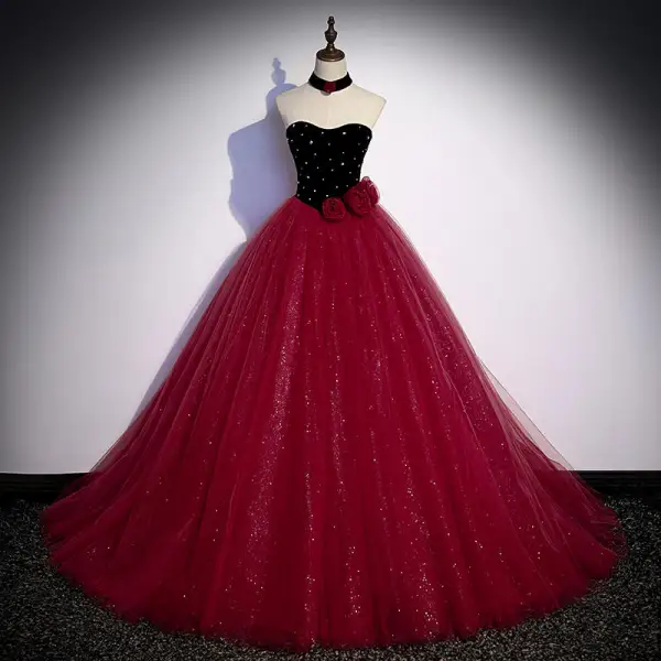 Charmant Burgunderrot Pailletten Abendkleider 2022 Ballkleid Bandeau Ärmellos Rückenfreies Sweep / Pinsel Zug Abend Festliche Kleider