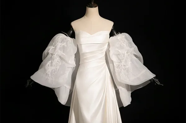 Fashion White Trumpet / Mermaid Wedding Dresses 2024 Strapless Puffy Short Sleeve Backless Sweep Train Wedding