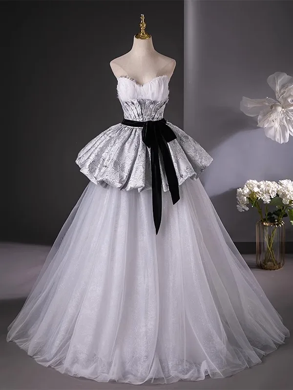 Elegant Grey Bow Sash Printing Prom Dresses 2025 Ball Gown Strapless Sleeveless Backless Floor-Length / Long Prom Formal Dresses