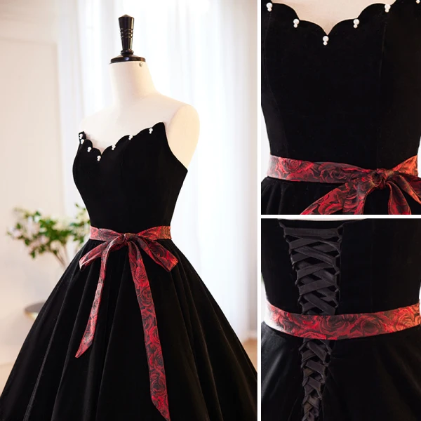 Elegante Schwarz Velour Ballkleider 2023 Ballkleid Bandeau Ärmellos Rückenfreies Schleife Stoffgürtel Hof-Schleppe Ball Festliche Kleider